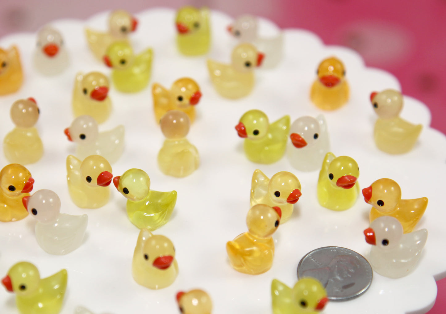 Mini Glow in the Dark Ducks - 20 pcs - 16mm Tiny Glow Miniature Rubber Ducky - Little Toy Duck 3d Mini Plastic Decorations Resin Cabochons