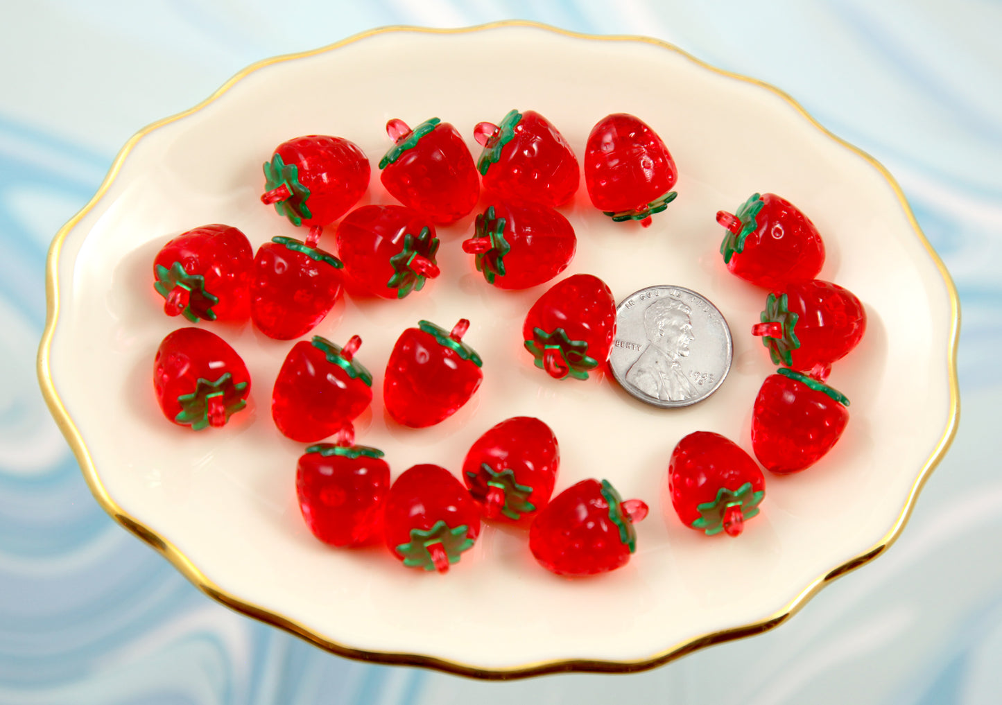 Strawberry Charms - 12 pieces - 18mm Small Red Strawberries Acrylic Fake Fruit Charm Plastic Pendants