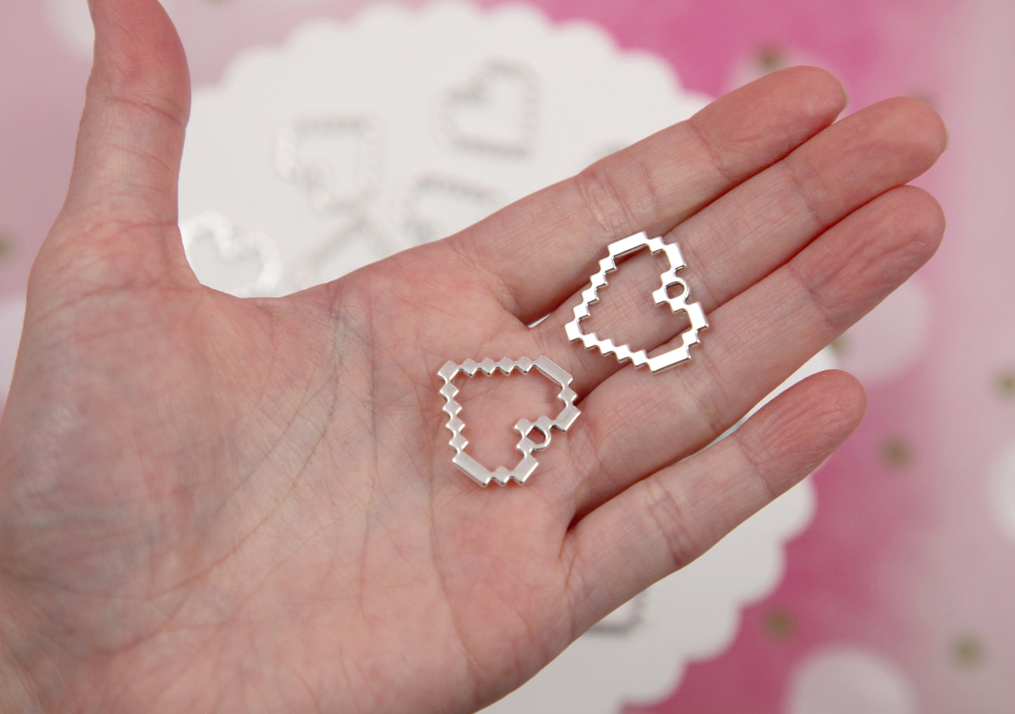 Pixel Heart Charms - 10 pieces - 24mm Metal Pixely Heart Outline Charm - Easy to Make into Earrings