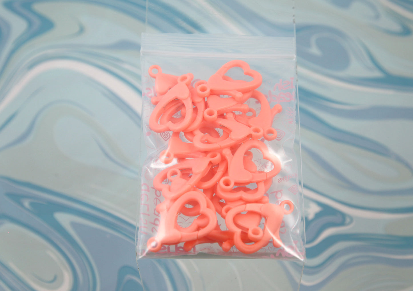 Big Heart Clasp - 21 pieces - 35mm Heart Shaped Plastic Clasp or Keychain Clip