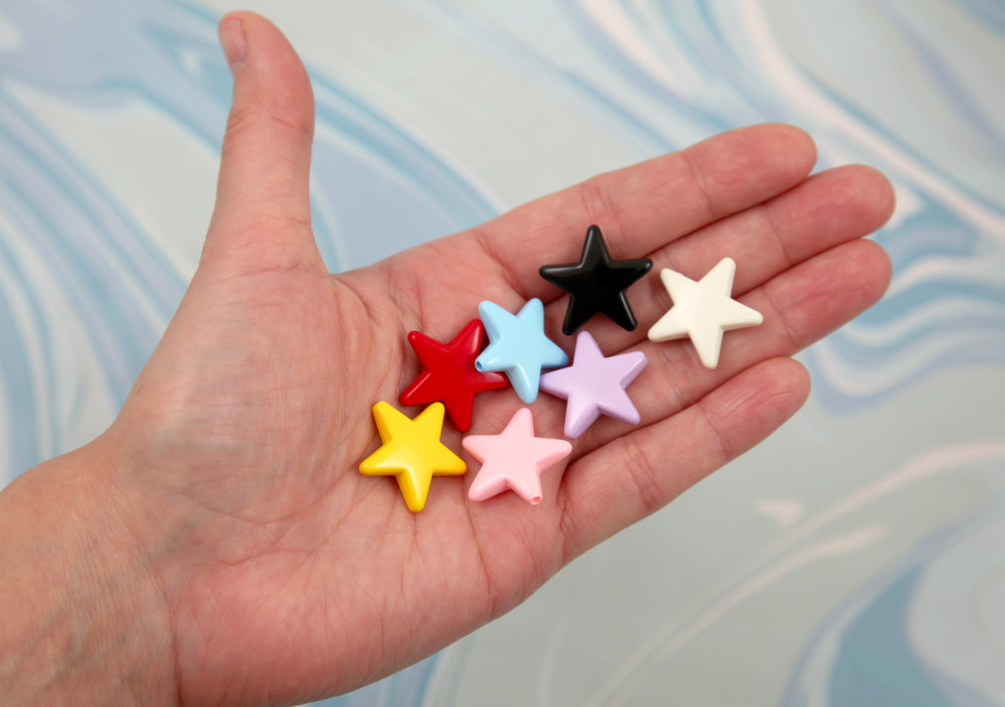 Star Beads - 21 pieces - 20mm Large Classic Star Acrylic or Resin Bead - Super High Quality
