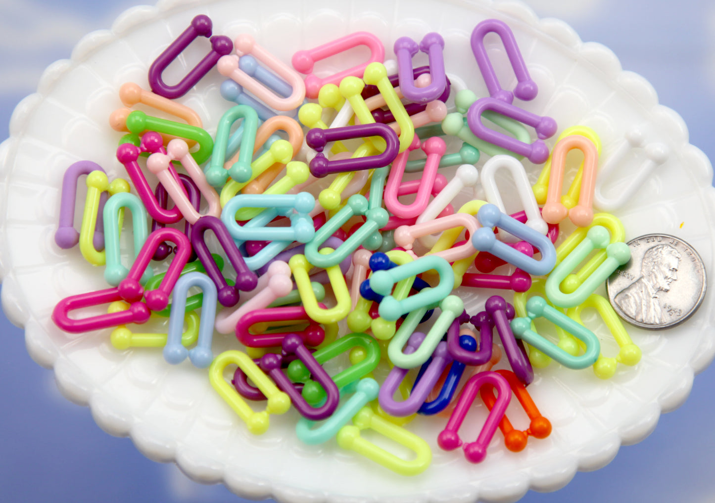 U-Shape Plastic Chain Links - 80 pieces - 18mm Colorful U shaped Plastic or Acrylic Chain Links - Mixed Colors