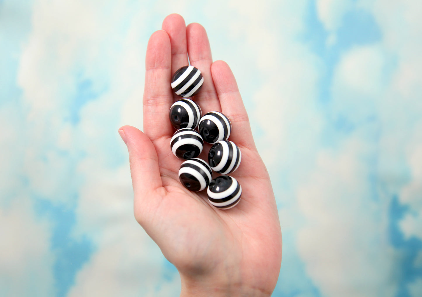 Black and White Striped Resin Beads - 20mm Halloween Stripe Chunky Round Acrylic or Resin Beads - 8 pc set