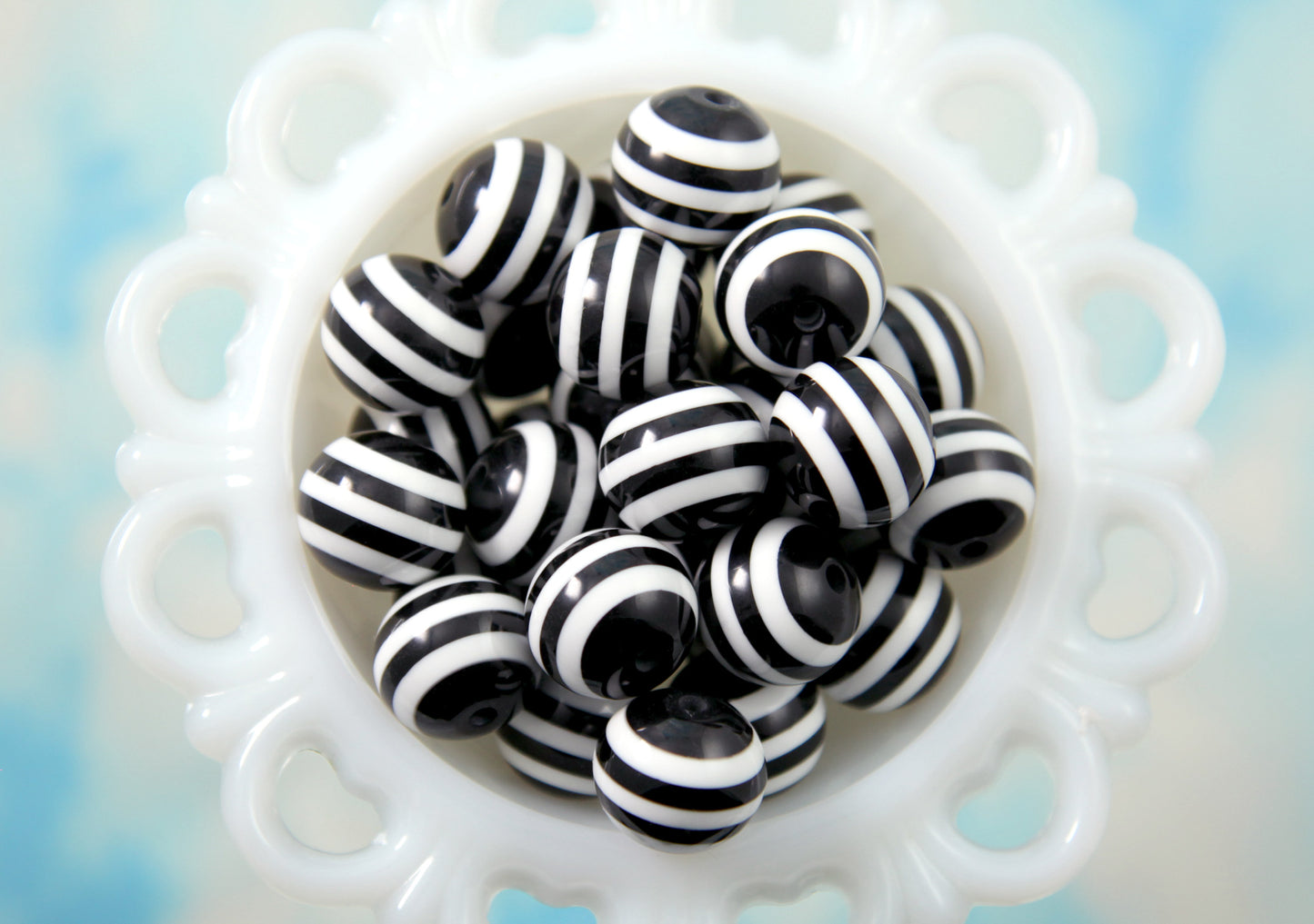 Black and White Striped Resin Beads - 20mm Halloween Stripe Chunky Round Acrylic or Resin Beads - 8 pc set