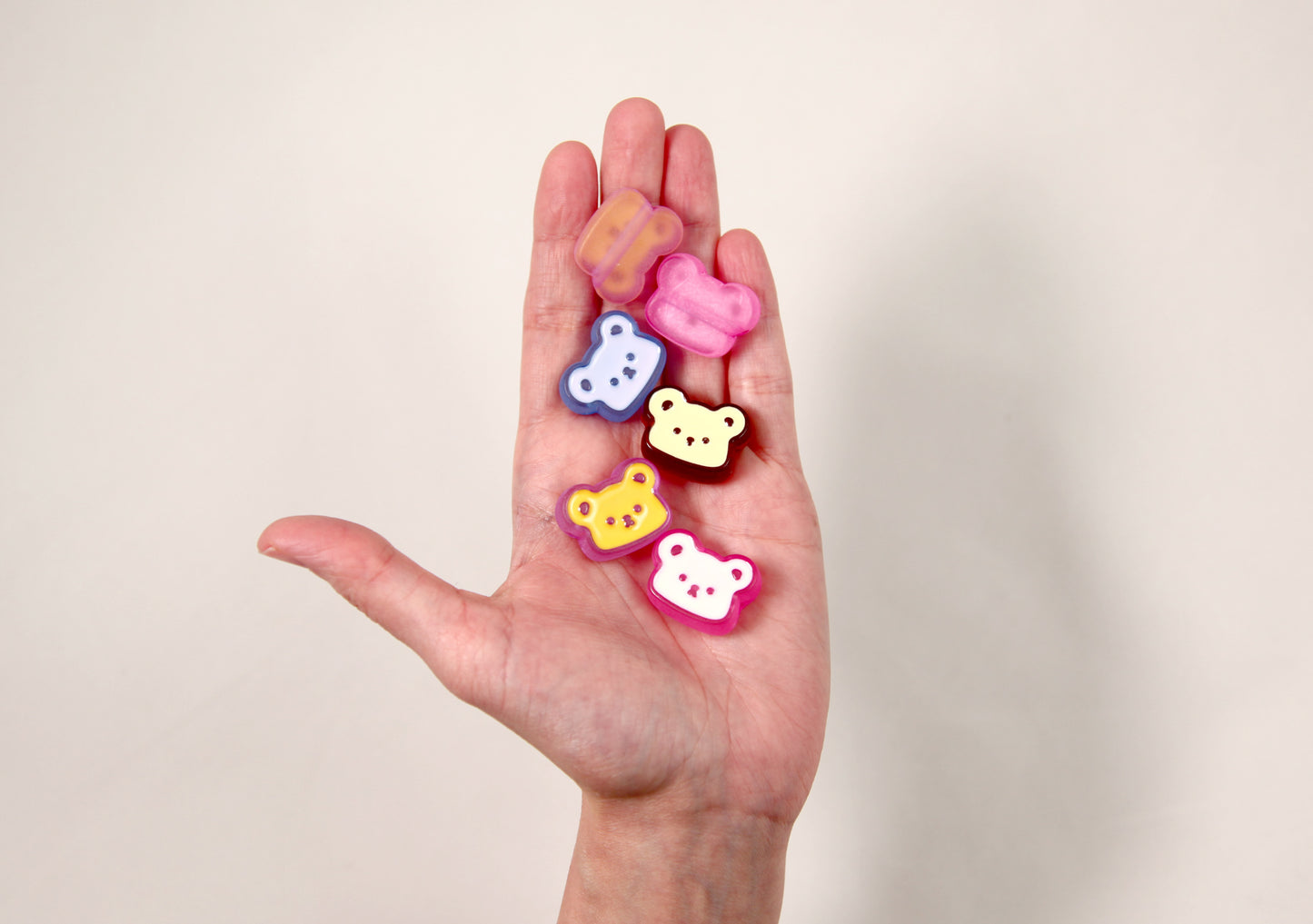 Pastel Bear Beads - 26mm Cute Teddy Bears Enamel Style Acrylic Beads or Resin Beads - 8 pc set