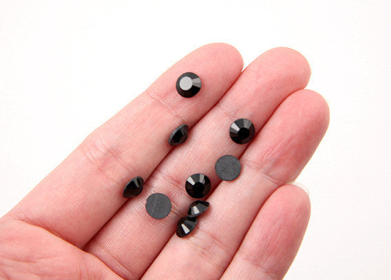 6.5mm Jet Black Crystal Rhinestones - Jet (SS30) - 50 pc set