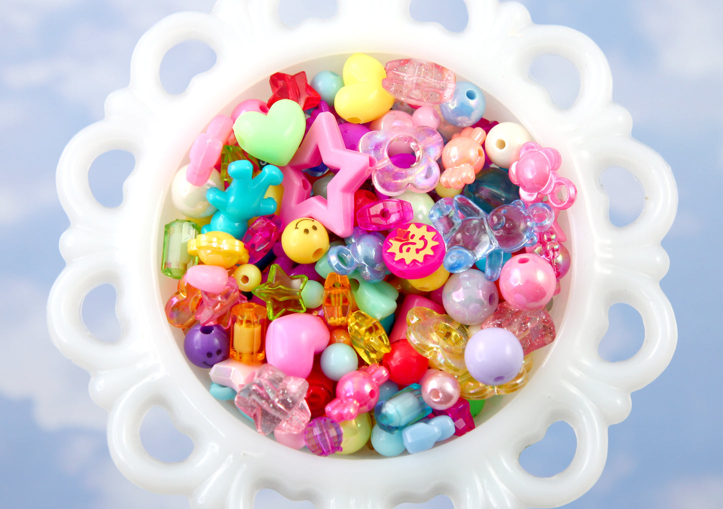 Acrylic Bead Grab Bag - Cute Mixed Lot of Plastic Beads - great for kandi, ispy, sensory crafts, jewelry making - Approx 200 pcs