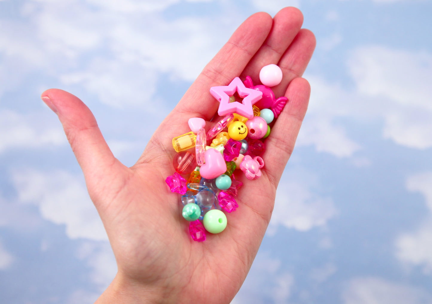 Acrylic Bead Grab Bag - Cute Mixed Lot of Plastic Beads - great for kandi, ispy, sensory crafts, jewelry making - Approx 200 pcs