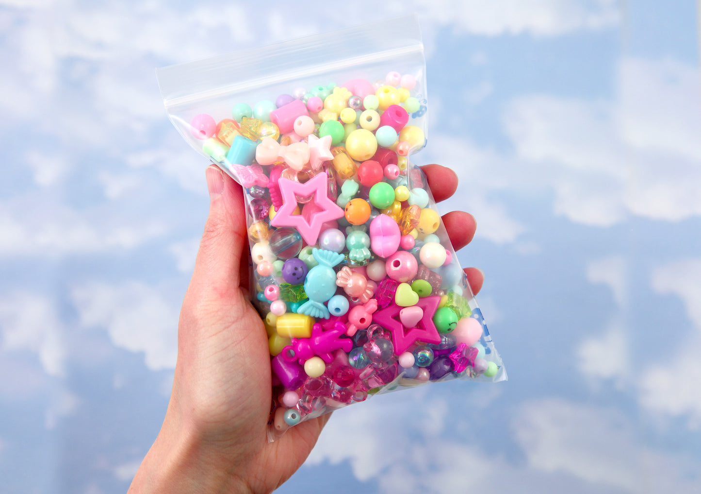 Acrylic Bead Grab Bag - Cute Mixed Lot of Plastic Beads - great for kandi, ispy, sensory crafts, jewelry making - Approx 200 pcs