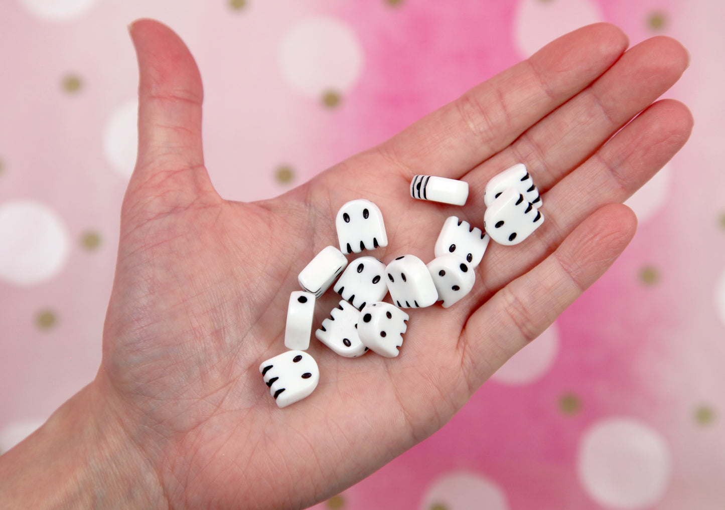 Ghost Beads - 30 pieces - 13mm Cute White Ghost Shape Plastic Acrylic or Resin Beads