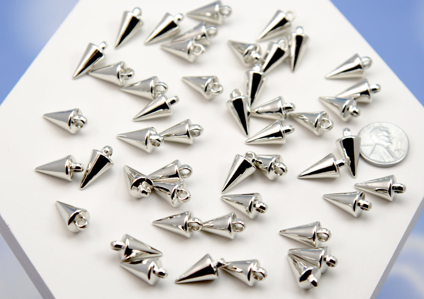 Spike Charms (50 pcs) 18mm Chunky Silver Spiky Charm - Electroplated Plastic Spikes