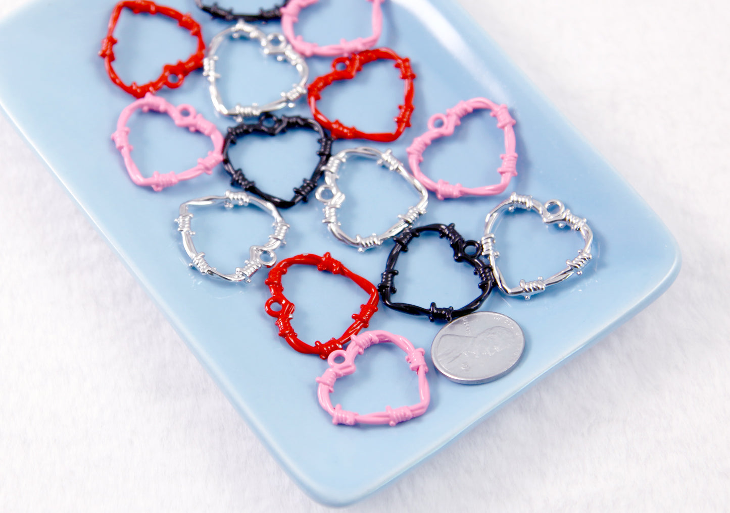 25mm Metal Barbed Wire Heart Charms - 8 pc set - Barb Wire Hearts Charm - Easy to Use in Jewelry