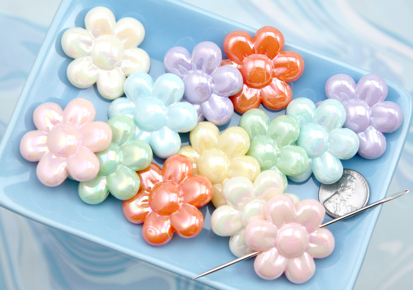 Flower Beads - 30mm Big Flower Bead Chunky Daisy Shape Plastic Acrylic or Resin Beads - 7 pieces