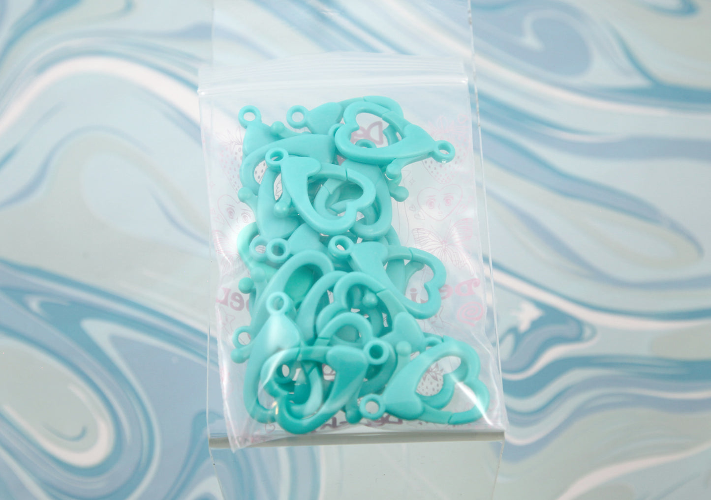 Big Heart Clasp - 21 pieces - 35mm Heart Shaped Plastic Clasp or Keychain Clip
