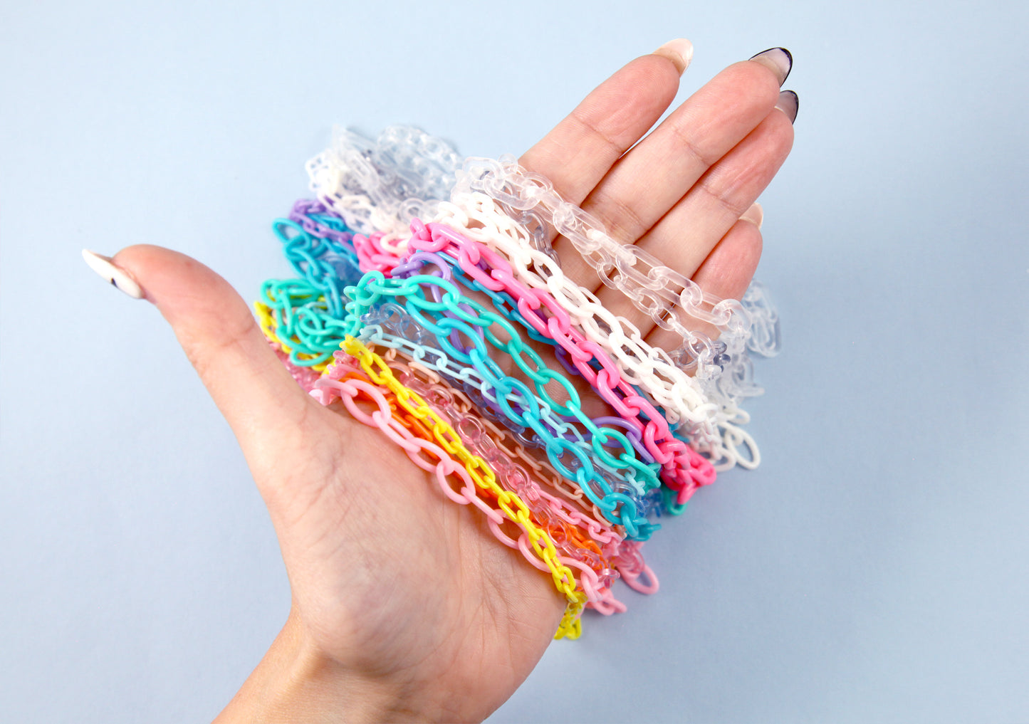 Plastic Chain Grab Bag - Mixed Lot of Acrylic Chains - great for necklaces, ispy, sensory crafts, phone straps - 20 pcs