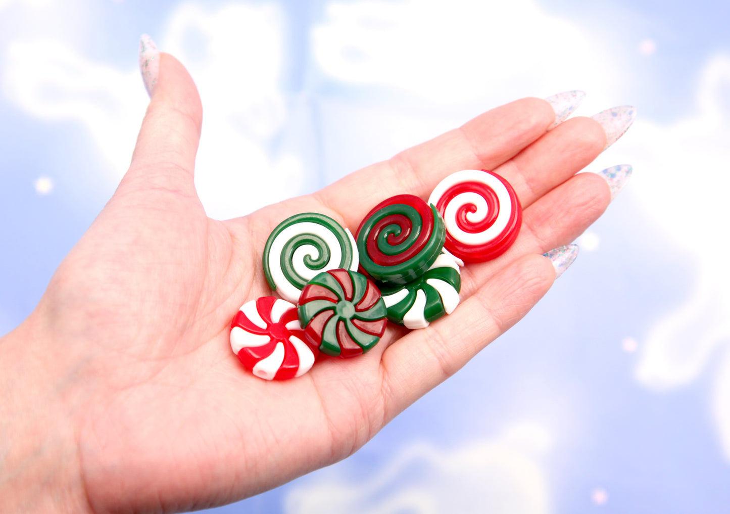 Christmas Candy Beads - 12 pieces - 23mm Peppermint Swirl Beads Red and Green Holiday Candy Shape Chunky Acrylic or Resin Beads