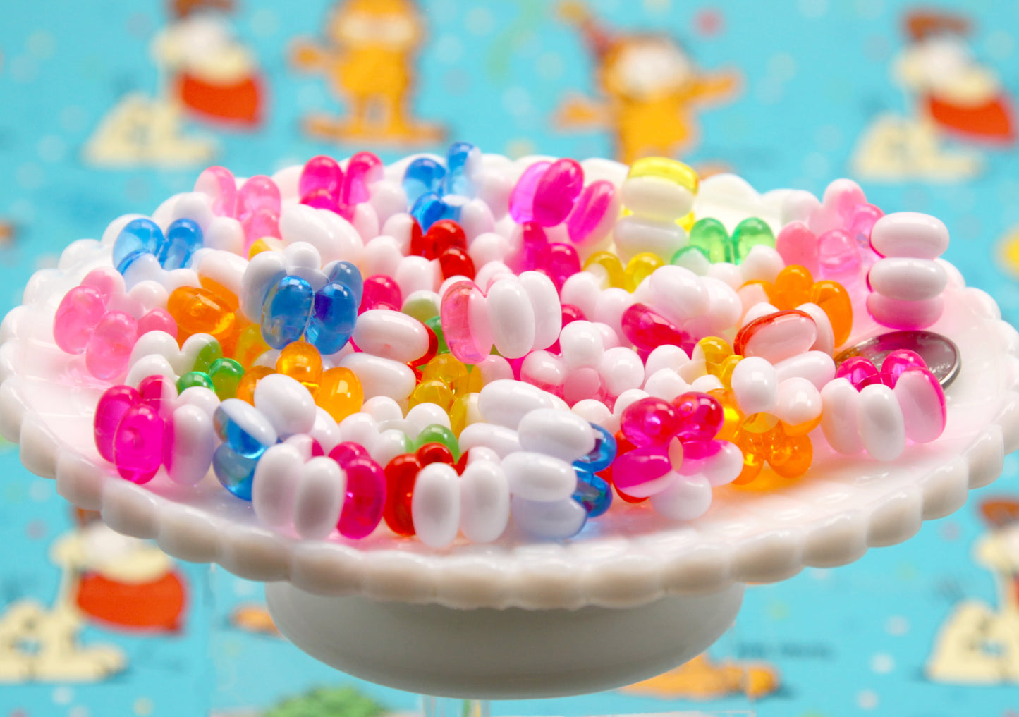 Large Hole Flower Beads - 17mm Super Vibrant Two Tone Flowers Acrylic Beads - Colorful Resin Flower Beads (40 pieces)