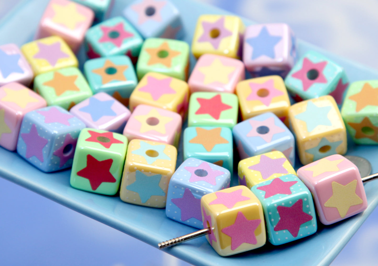 Chunky Cube Beads - 10 pieces - 18mm Super Cute Cube Shape with Star Pattern Acrylic or Resin Beads