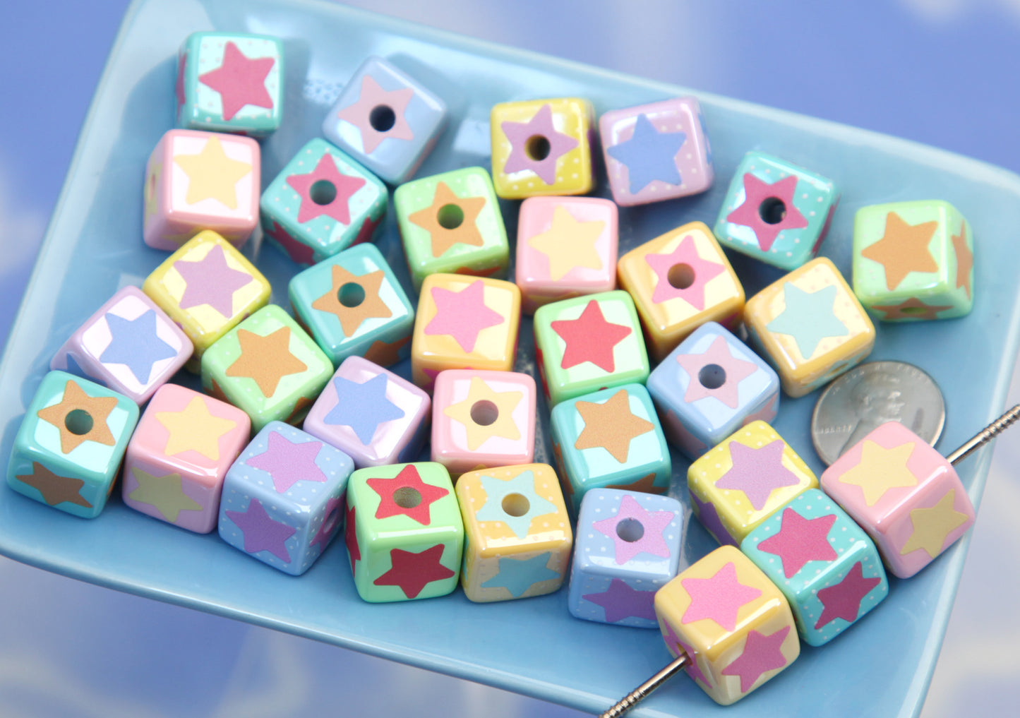 Chunky Cube Beads - 10 pieces - 18mm Super Cute Cube Shape with Star Pattern Acrylic or Resin Beads