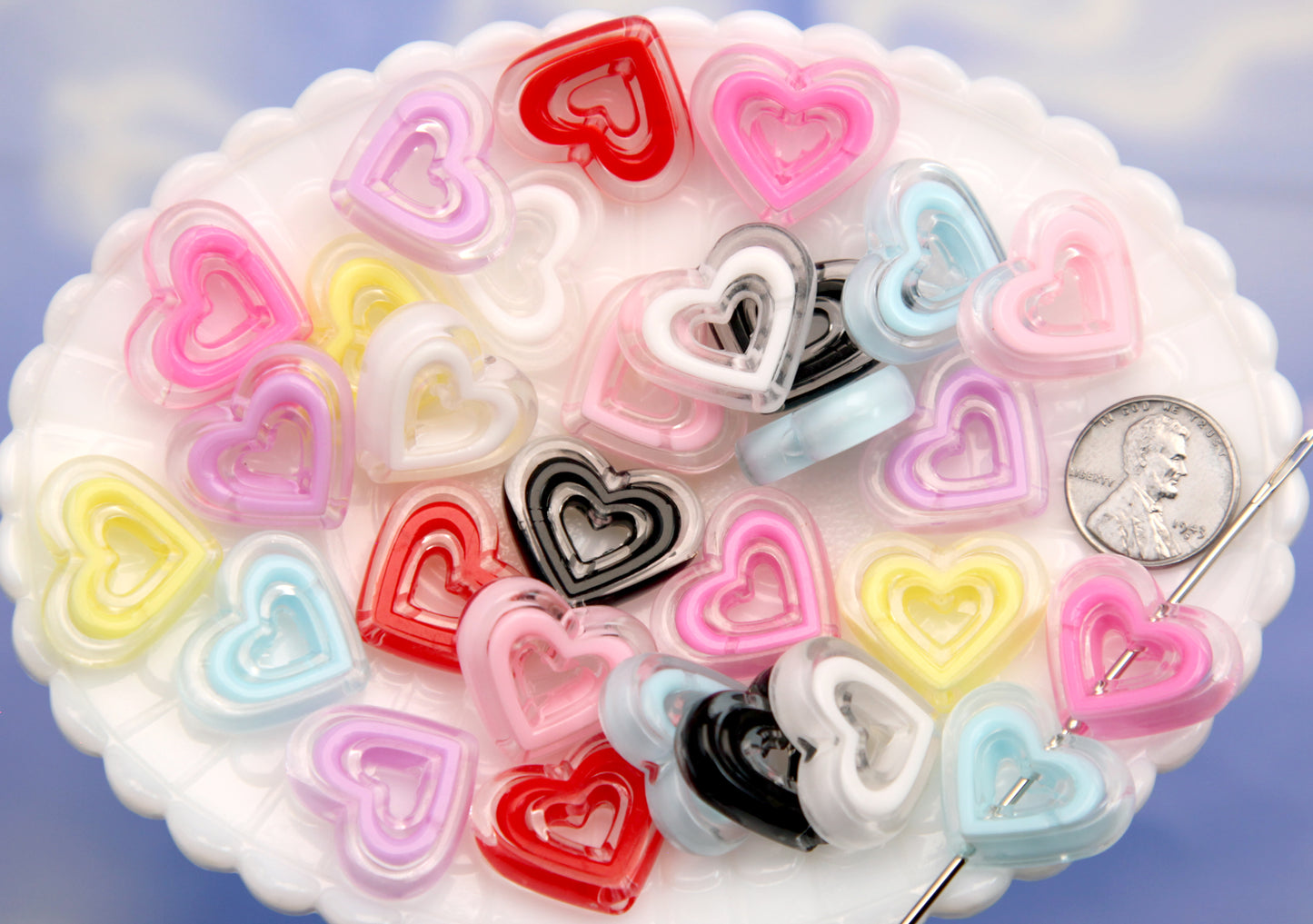 Heart Beads - 22mm Pastel Outline Heart Double Hearts Acrylic or Resin Beads (25 pieces)