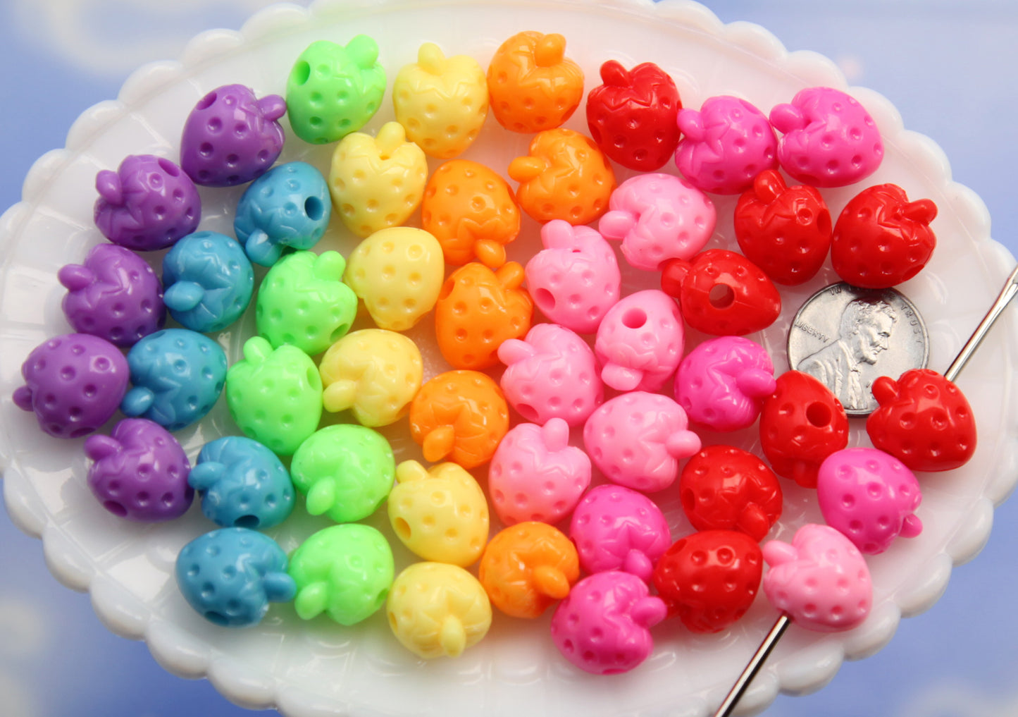 Strawberry Beads - 50 pcs - 17mm Bright Color Strawberry Acrylic Beads - Small Kawaii Strawberry Shape Resin or Plastic Beads