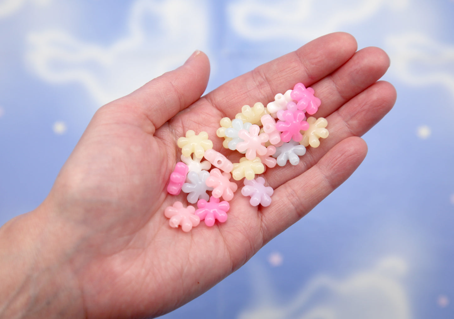 Milky Color Small Flower Beads - 85 pieces - 15mm Jelly Color Splat Flower Bead Plastic Acrylic or Plastic Beads