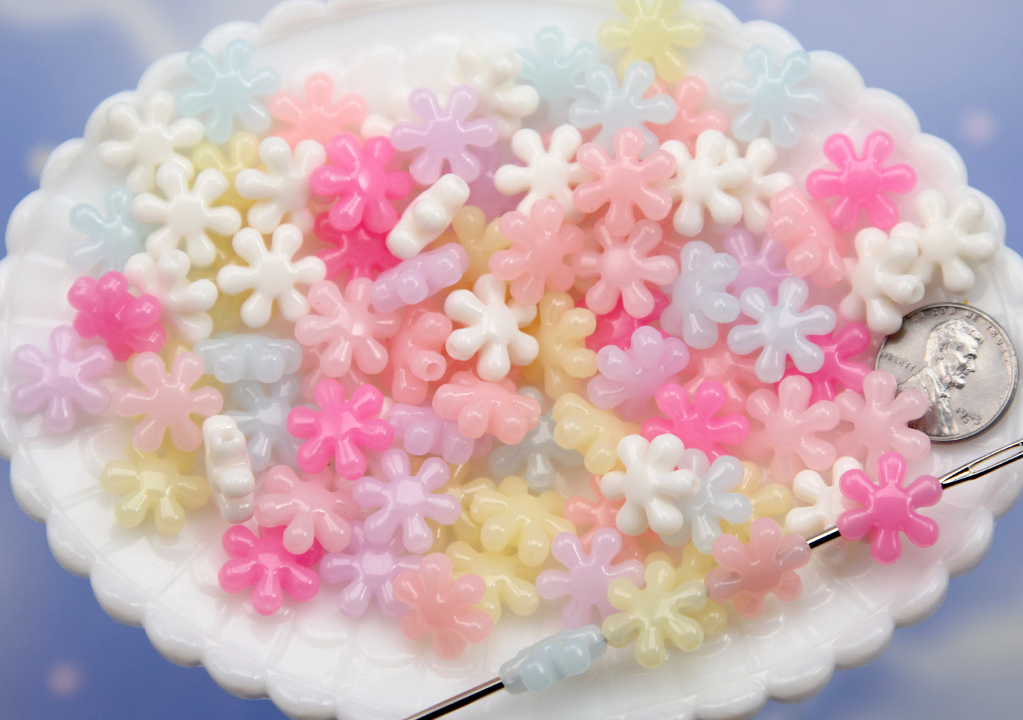 Milky Color Small Flower Beads - 85 pieces - 15mm Jelly Color Splat Flower Bead Plastic Acrylic or Plastic Beads