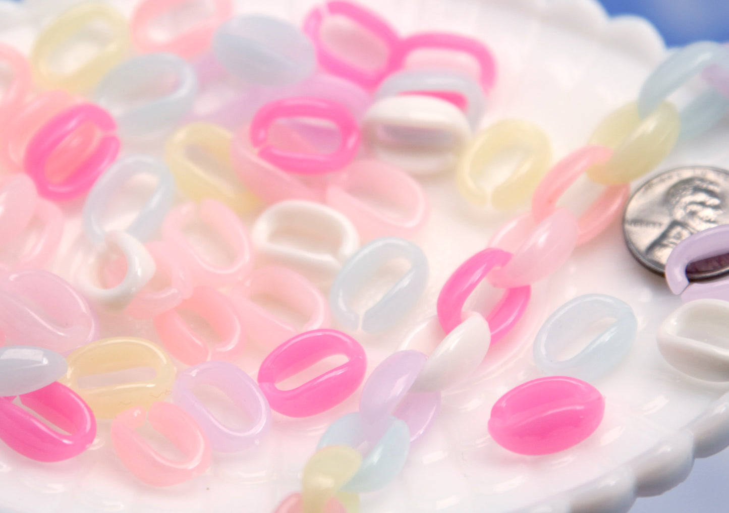 Milky Color Chain Links - 100 pieces - 15mm Small Jelly Pastel Color Plastic or Acrylic Chain Links - Snap together