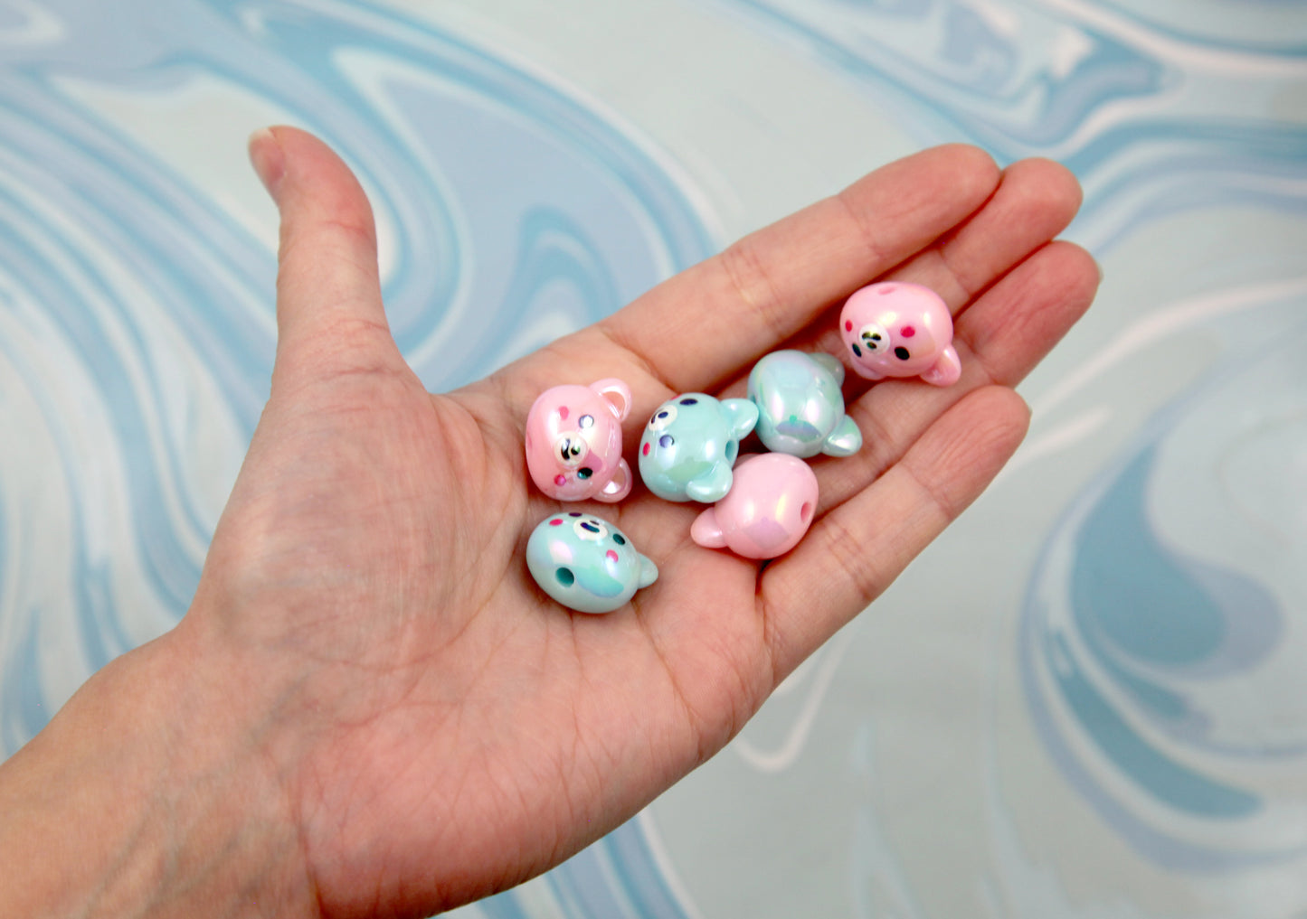 Cute Bear Beads - 20mm AB Pink and Blue Bears Resin or Acrylic Beads (8 pieces)