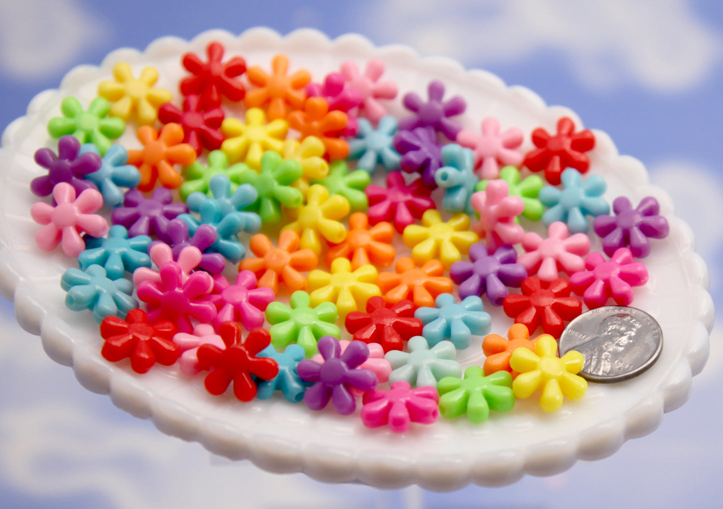 Small Flower Beads - 85 pieces - 15mm Colorful Splat Flower Bead Plastic Acrylic or Plastic Beads