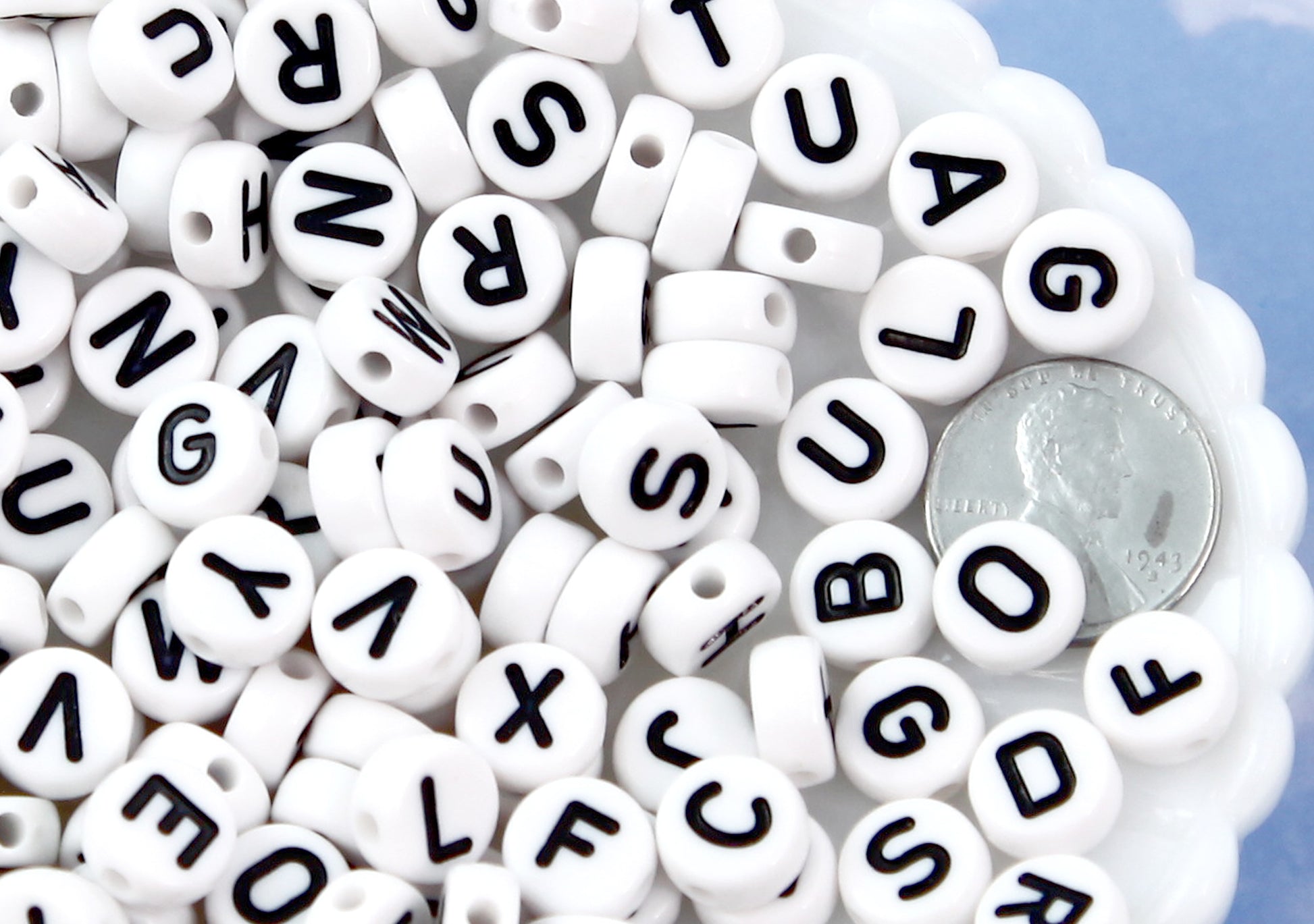 Assorted Letter Beads, 10mm Round, White with Black Letters (500 Pieces)