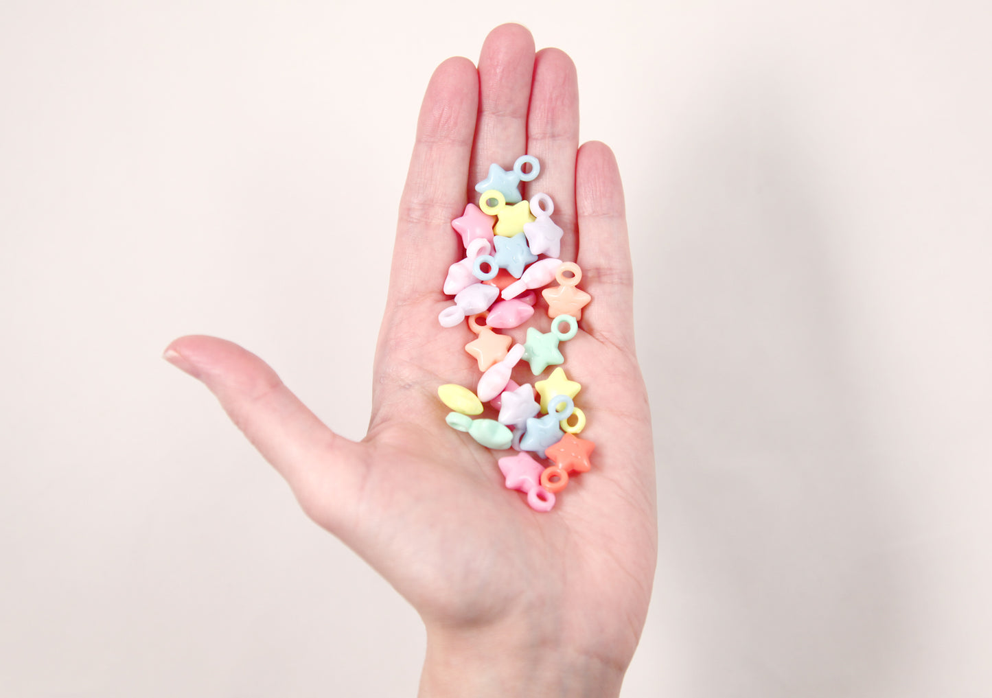 Pastel Star Charms - 18mm Tiny Pastel Star Charms with Faces Plastic or Acrylic Charms or Pendants - 70 pc set