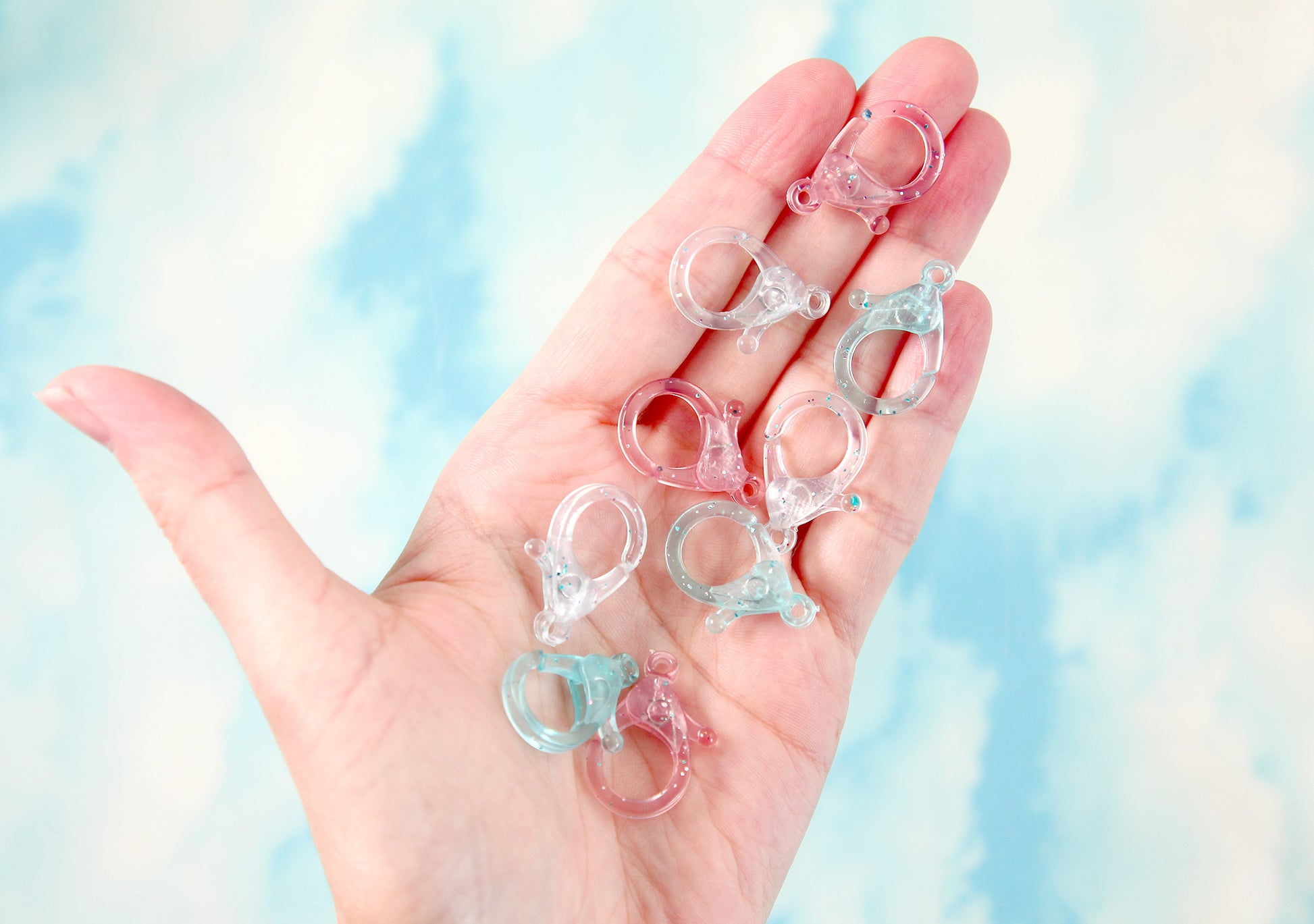 Big Plastic Lobster Clasp - 25mm Transparent Clear Plastic Clasp or Ke –  Delish Beads