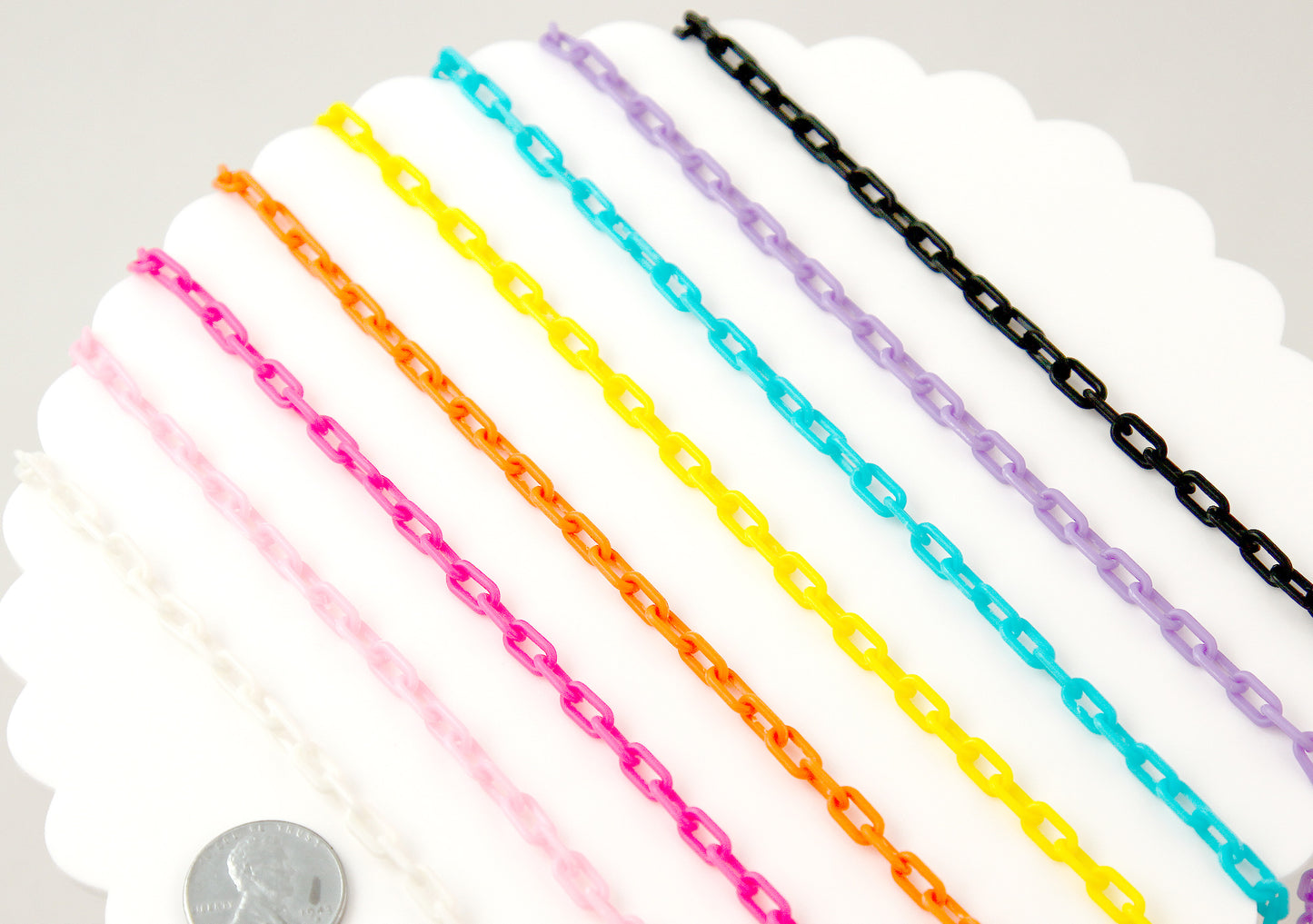 Tiny Plastic Chain - 8mm Tiny Plastic Chain - 20 inches or 55 cm - for Necklaces, Jewelry, Accessories - 4 pcs set