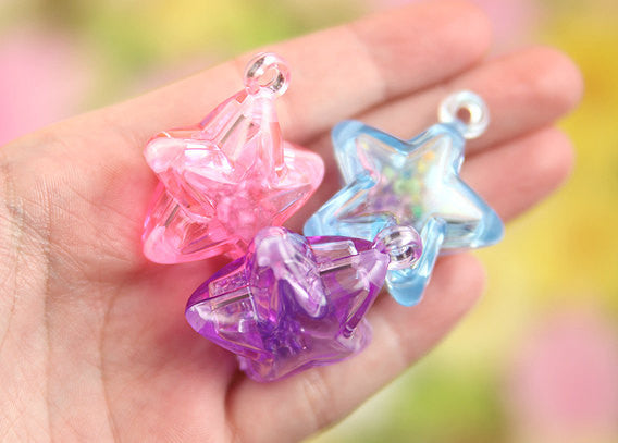 35mm Super Fun Inner Bead Star Plastic Charms or Pendants – 5 pc set